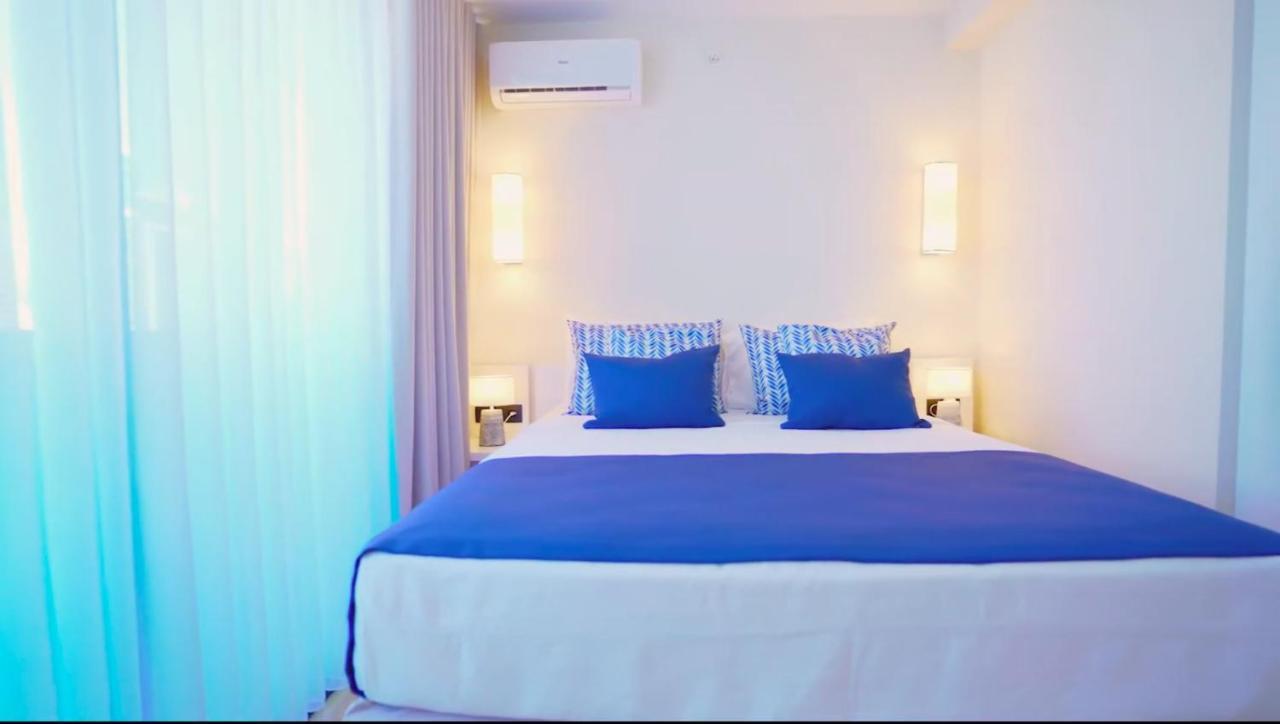 Aparthotel For Batumi Orbi City Exterior foto